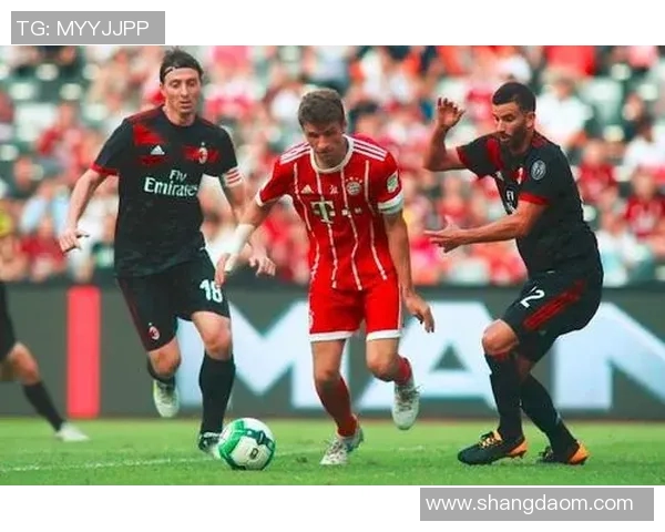 重庆足球队与南京足球队赛后分析与经验总结探讨 重庆足球队与南京足球队赛后分析与经验总结探讨